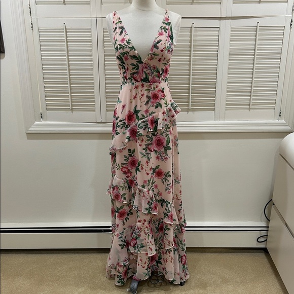 New Fame and Partners Floral Pink Maxi Dress - Picture 2 of 16